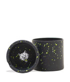 Schwarz-Grüne Spritzer